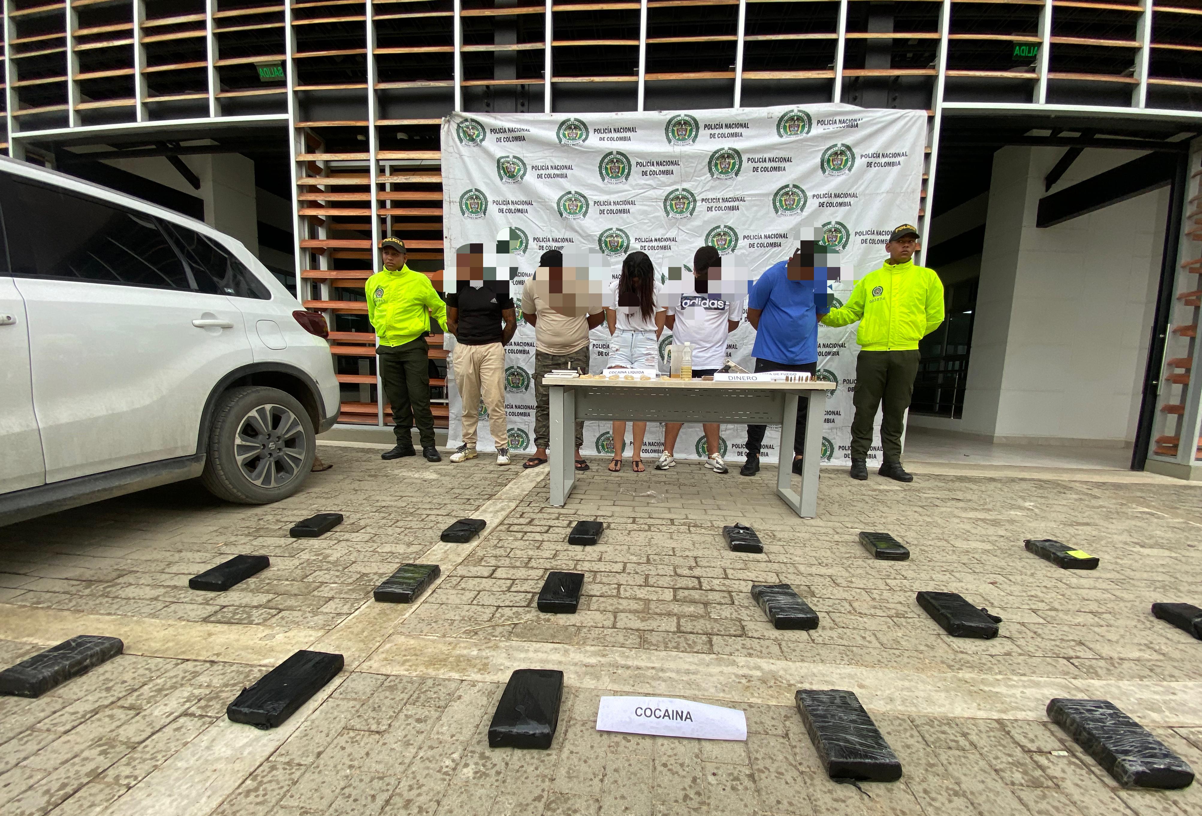 Capturados. Foto: Policía Metropolitana de Santa Marta.