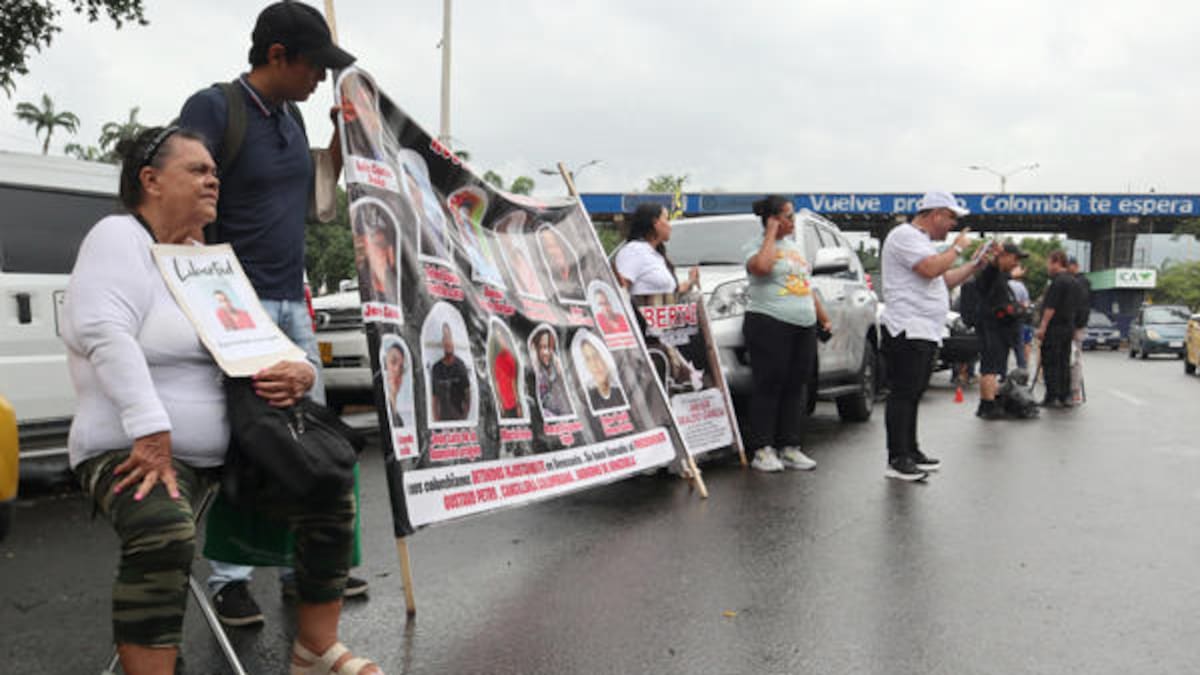 Con vigilia en la frontera, colombianos claman por la liberación de presos en Venezuela