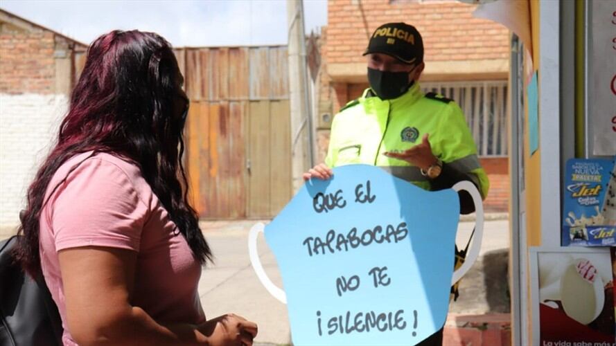 “Cada vez que nuestros uniformados atienden un caso, hay voces de auxilio o muchas veces capturas en flagrancia”, dice la capitán Milena Suárez. Foto: Metun