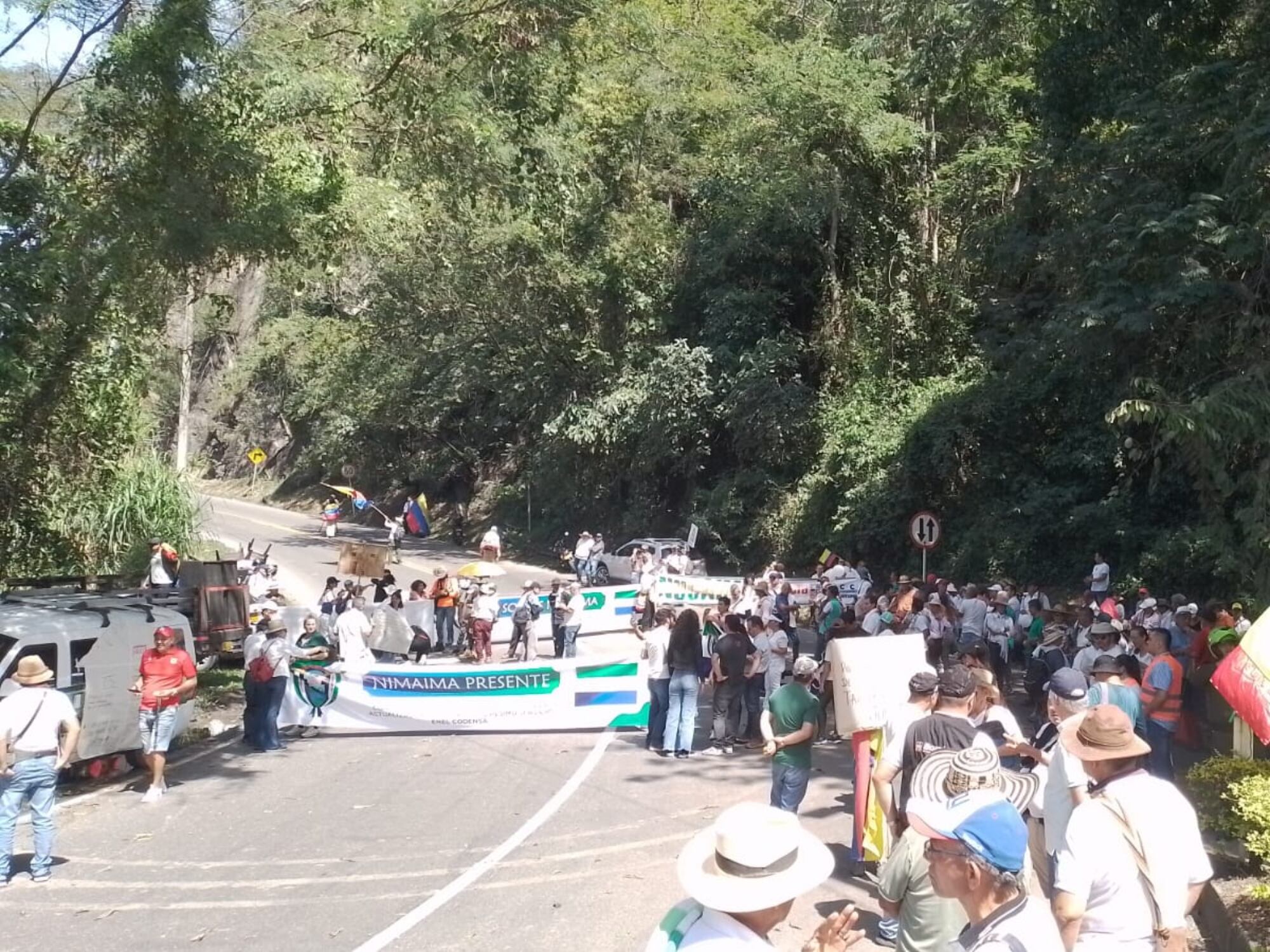 Masiva protesta contra el Catastro Multipropósito. Foto: Cuerpo Oficial de bomberos Cundinamarca