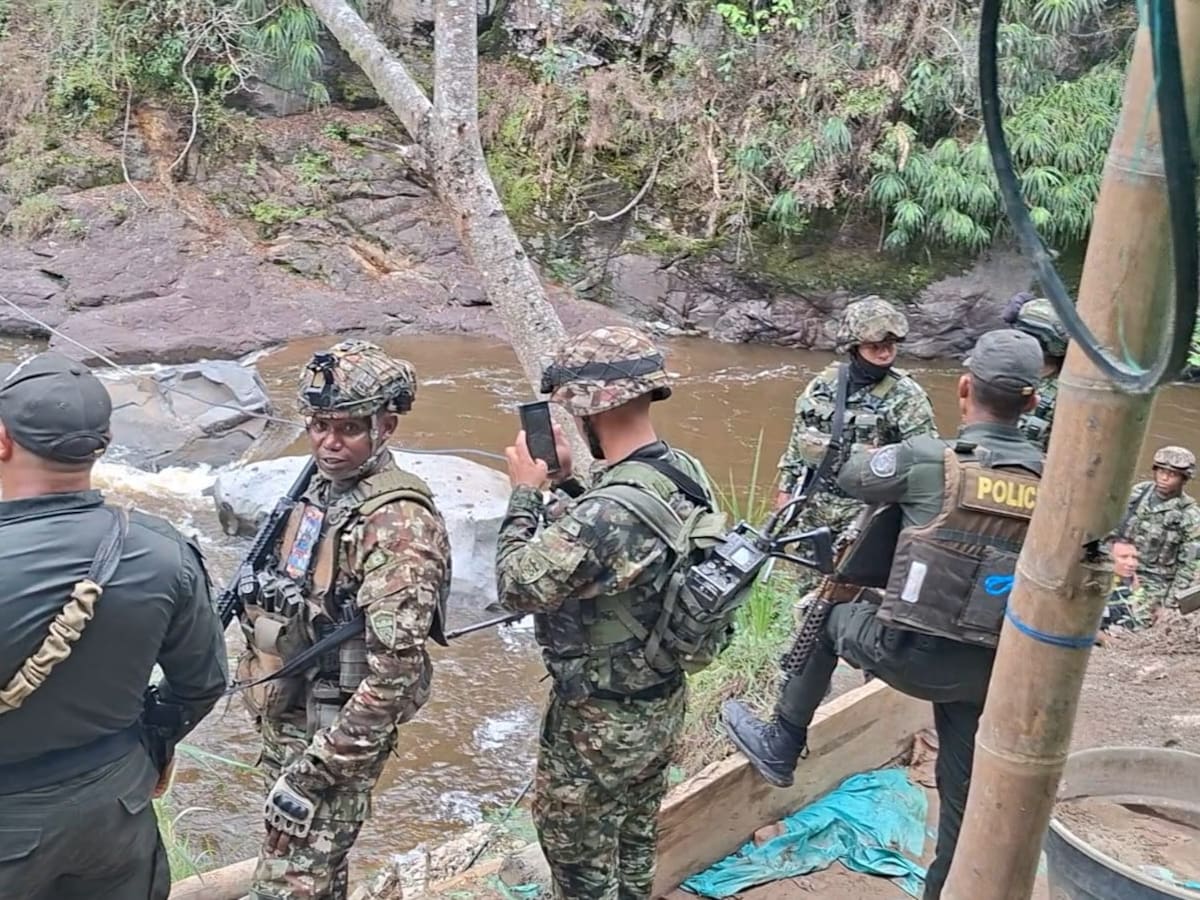 Capturan a tres personas en una mina ilegal en Nariño