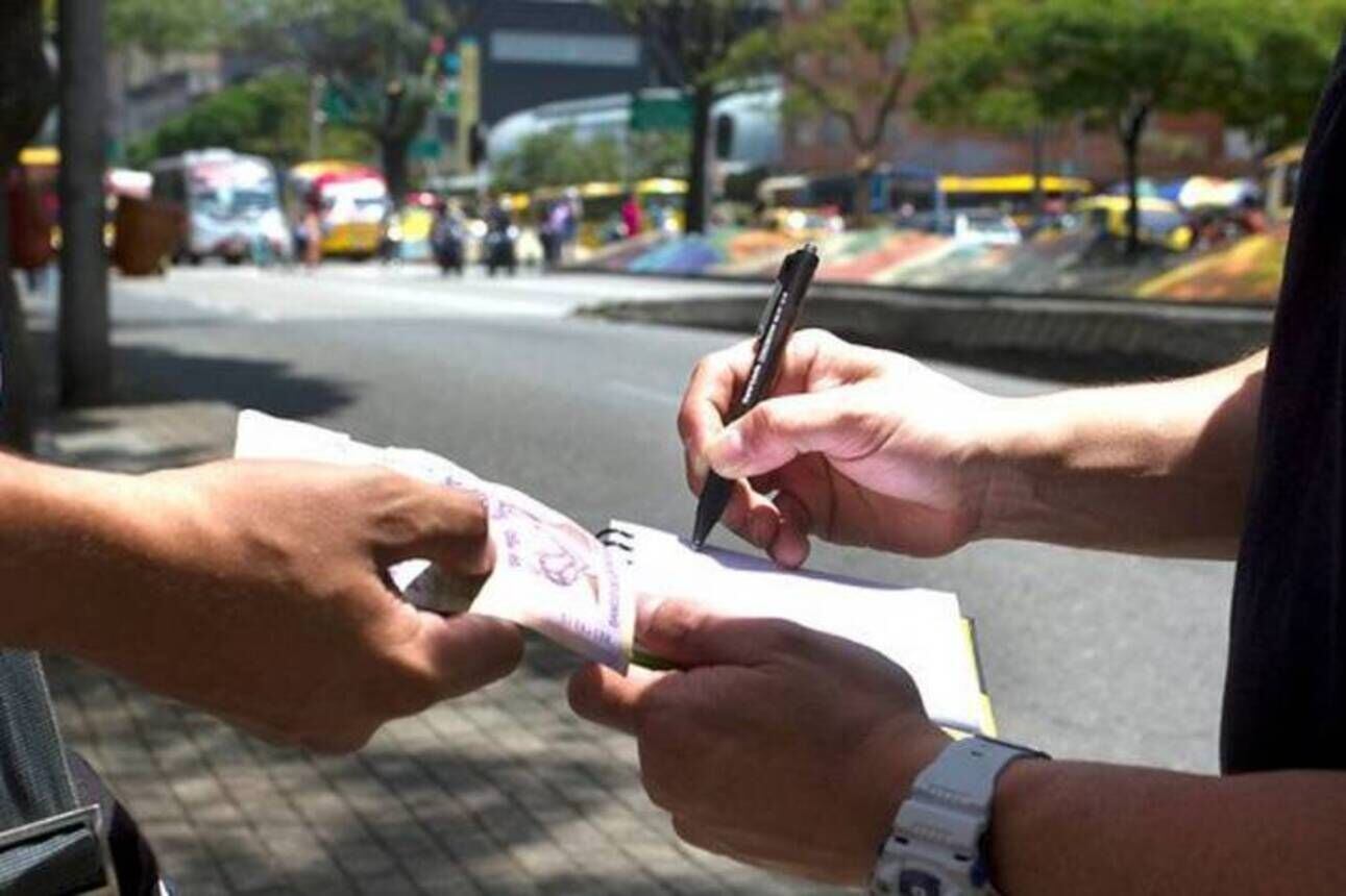 Más de 10 bandas delincuenciales manejan el gota a gota en Pereira / Foto: Colprensa