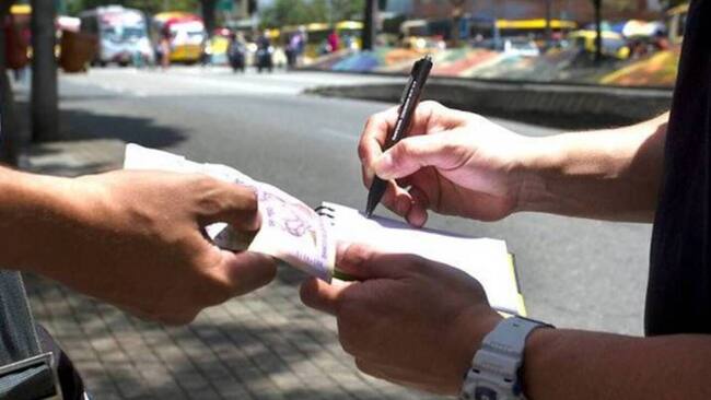 Más de 10 bandas delincuenciales manejan el gota a gota en Pereira / Foto: Colprensa