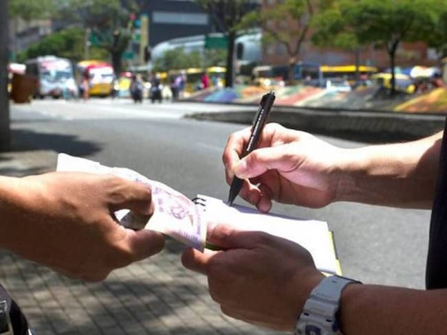 Más de 10 bandas delincuenciales manejan el gota a gota en Pereira / Foto: Colprensa