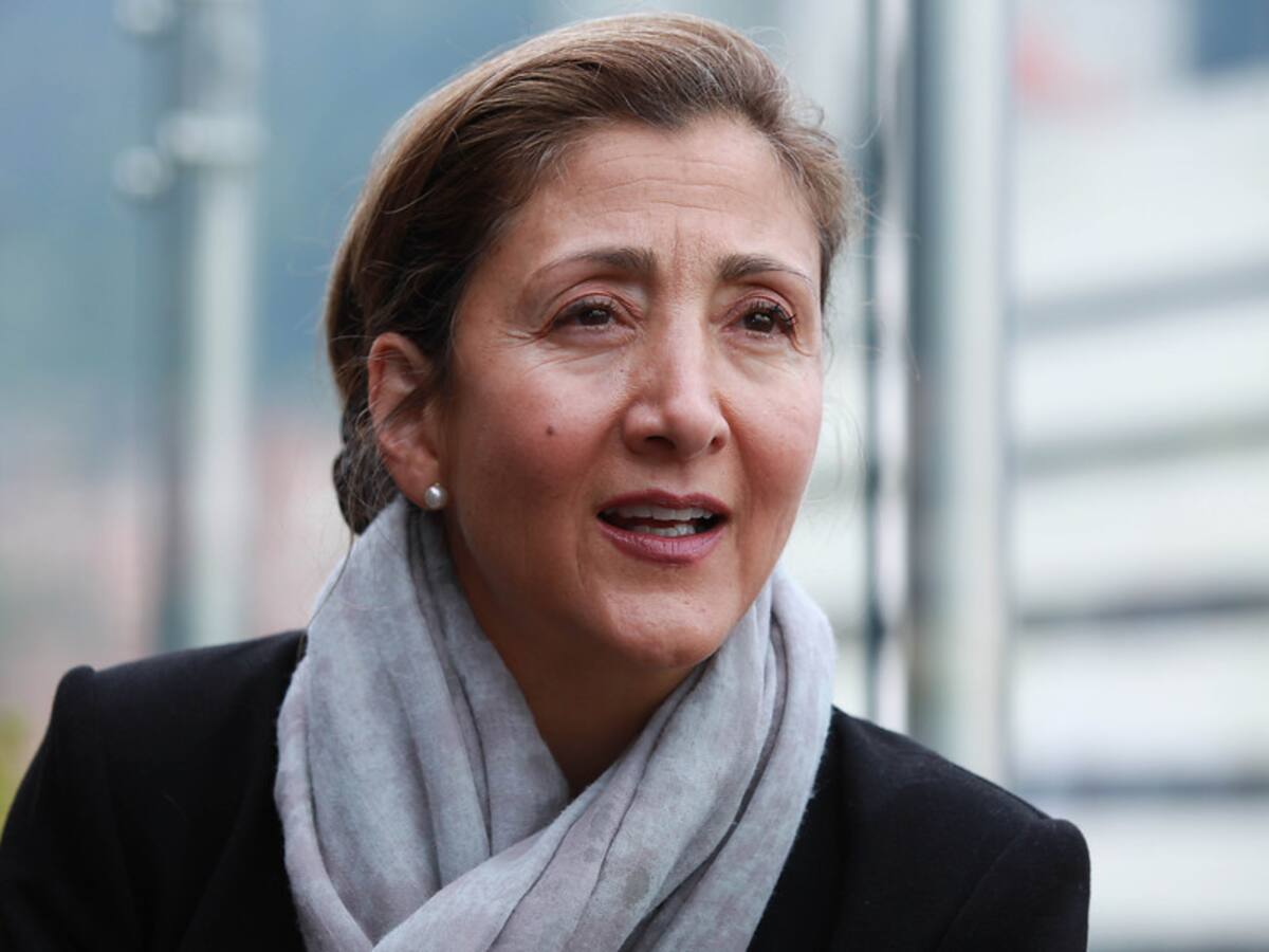 Ingrid Betancourt: “hay que saberse retirar cuando haya necesidad”