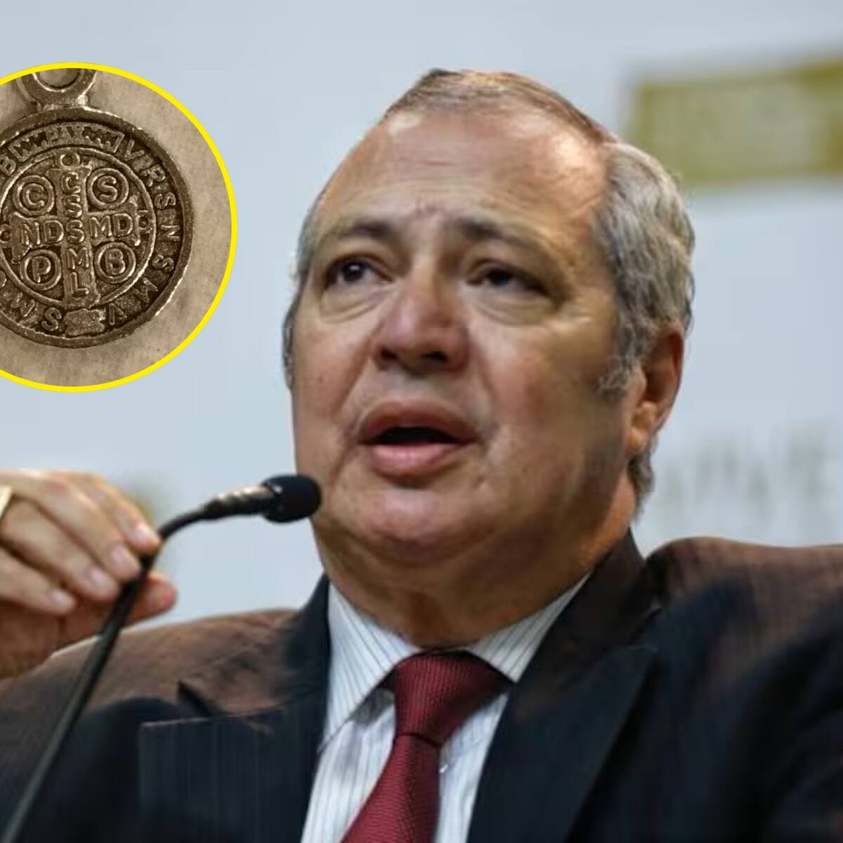 Iván Name pidió investigar la aparición de medallas religiosas en las curules de senadores