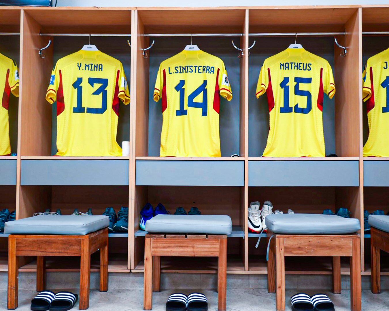 Camerino de Colombia previo al partido contra Paraguay por Eliminatorias. 21 de noviembre de 2023. Foto: Twitter Selección Colombia.