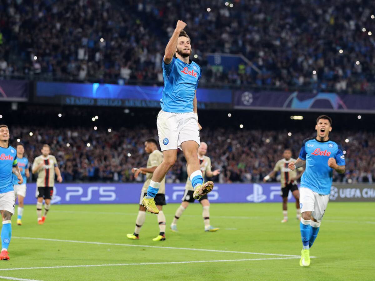 Napoli asegura su paso a octavos de final de Champions tras derrotar 4-2 a Ajax