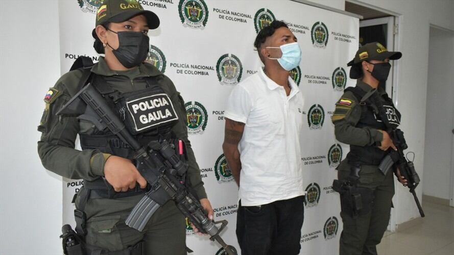 El capturado ya fue puesto a disposición de la Fiscalía a esperas de ser presentado en audiencias. Foto: Cortesía