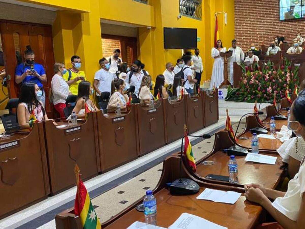 Cartagena conmemora 210 años de independencia con actos culturales