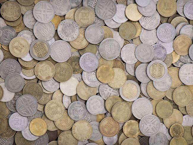 Monedas colombianas de 500, 200, 100 y 50 pesos / Foto: GettyImages