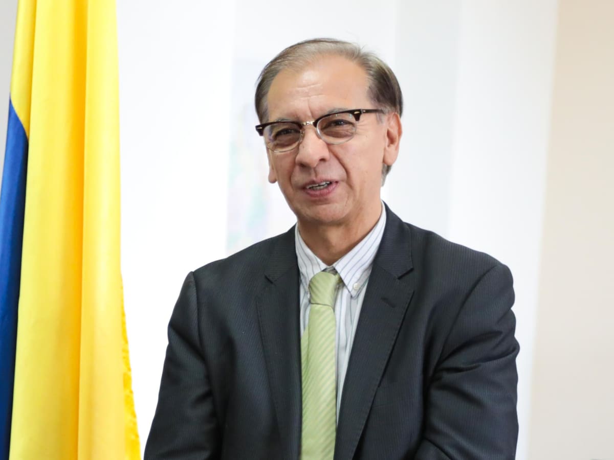 Presidente Petro pidió la renuncia del director de la DIAN, Jairo Villabona