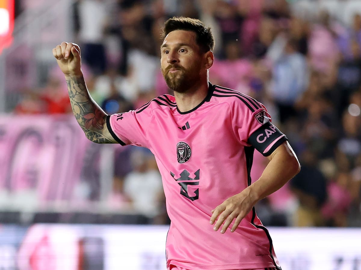 Messi y Busquets hacen líder al Inter Miami con 3-1 ante el Nashville