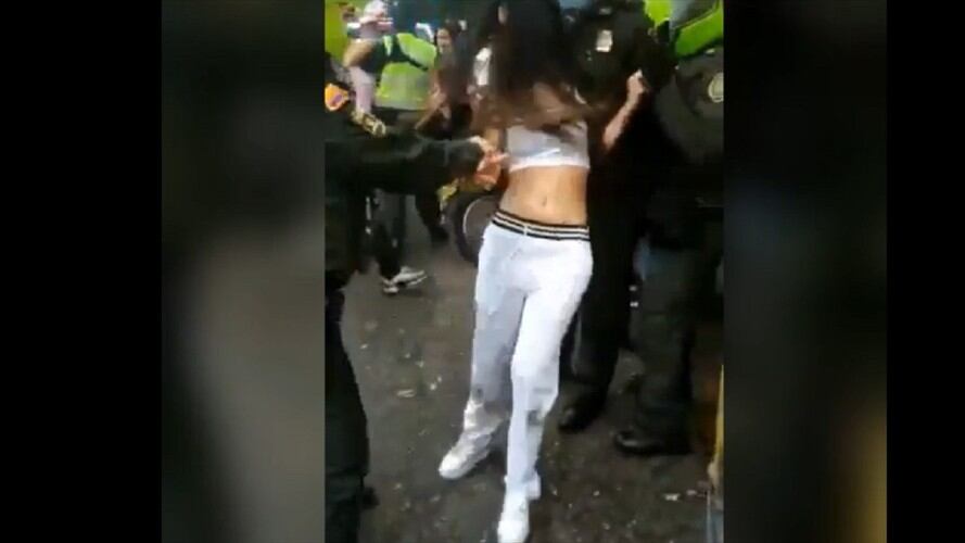 Agresión Bucaramanga. Foto: Tomada del video.