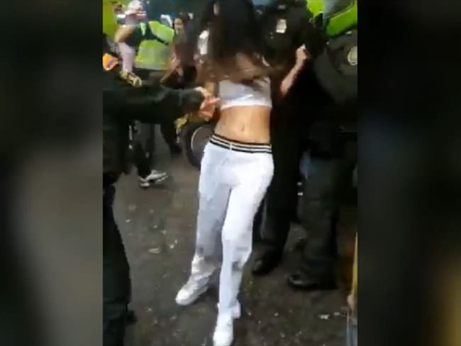 Agresión Bucaramanga. Foto: Tomada del video.