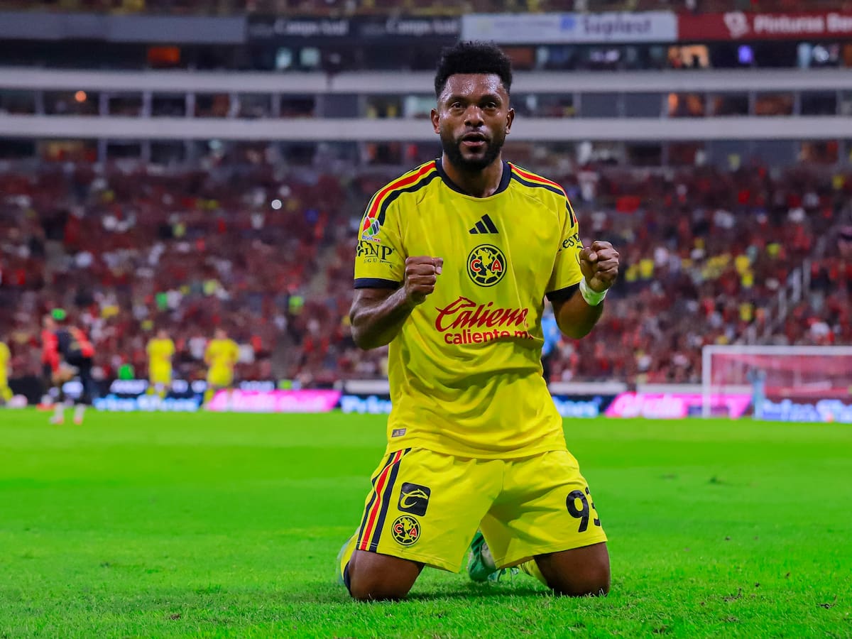 Video: Miguel Ángel Borja le marcó a Camilo Vargas en goleada del América sobre el Atlas