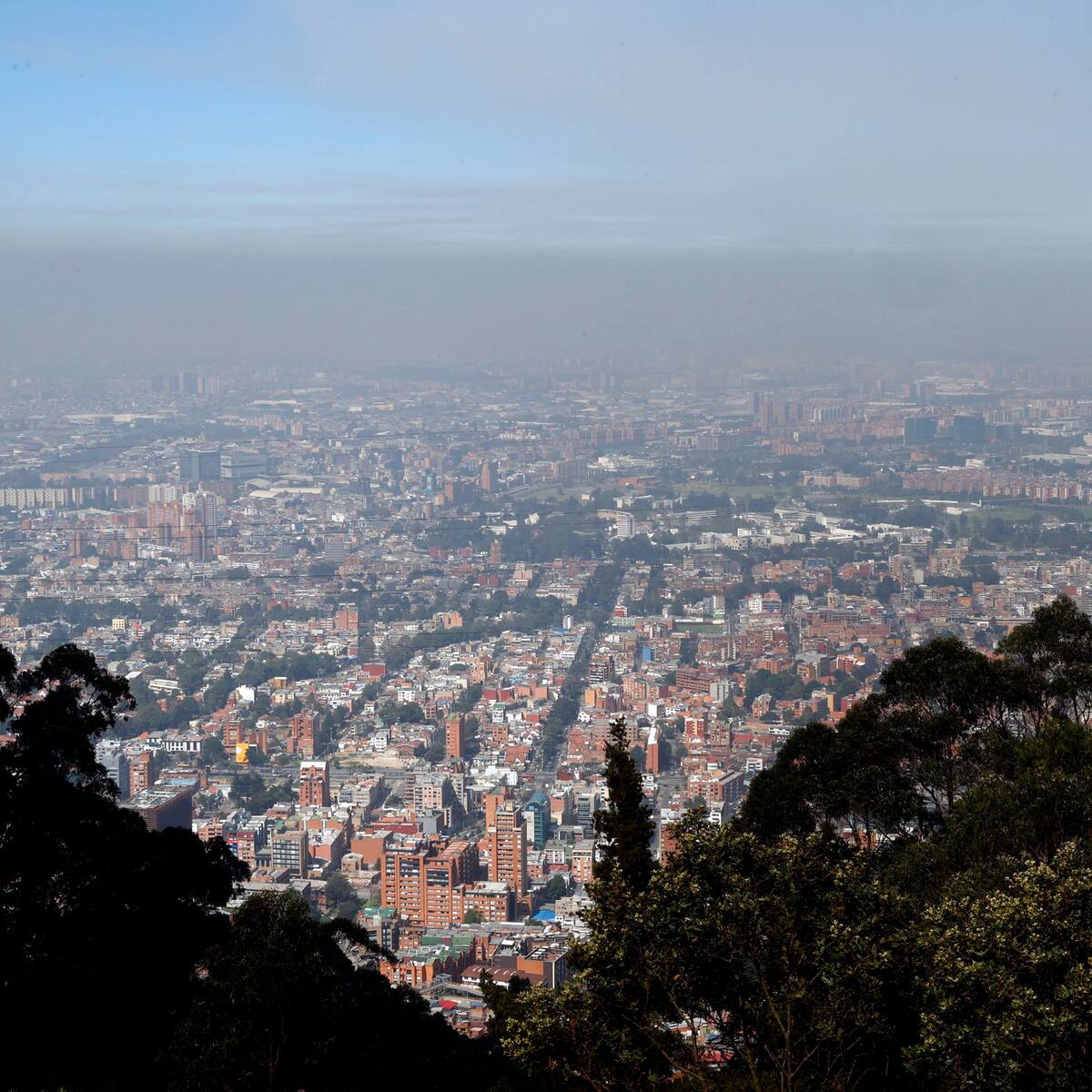 Ordenan demoler mansión que invadió reserva forestal en cerros orientales de Bogotá