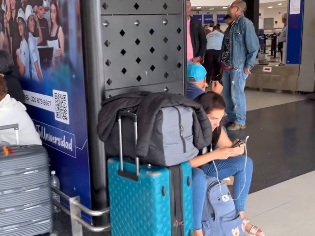 Viajeros represados en Cúcuta por afectaciones en sus vuelos nacionales e internacionales