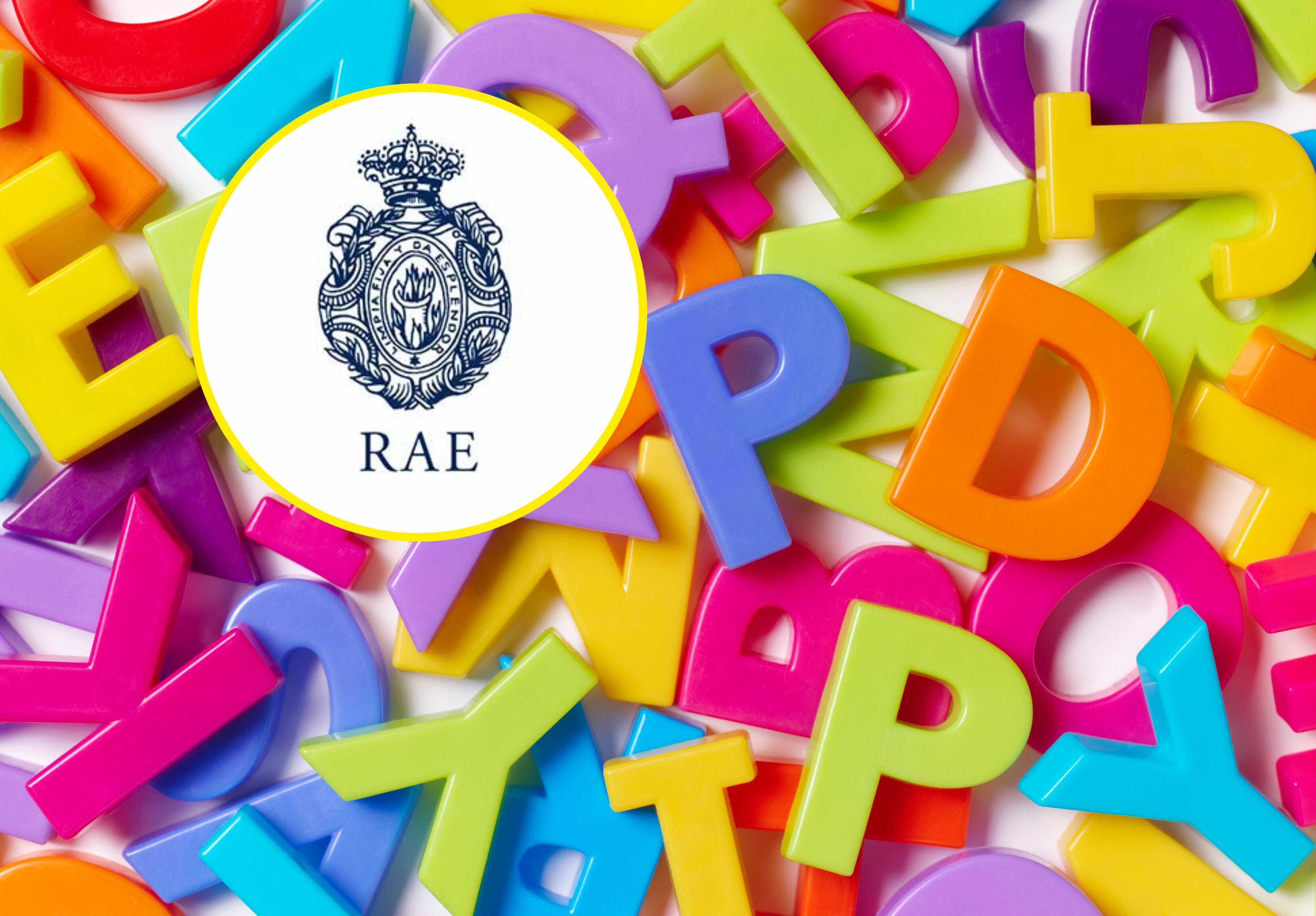 Referencia de letras y logo de la RAE. Foto: Getty Images y página de la RAE. 