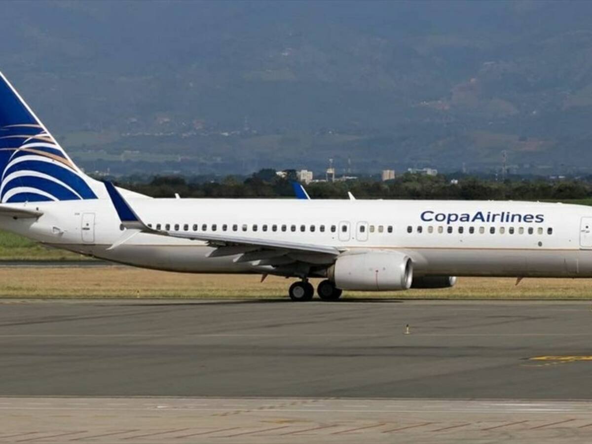 Avión aterrizó de emergencia en Palmira por reporte de humo en la bodega