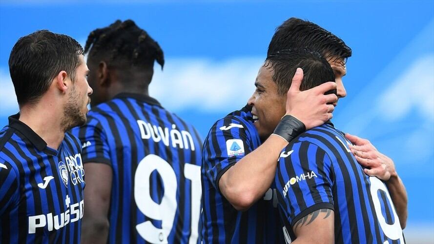 Con triplete colombiano Atalanta sube al podio de la liga italiana. Foto: Getty Images