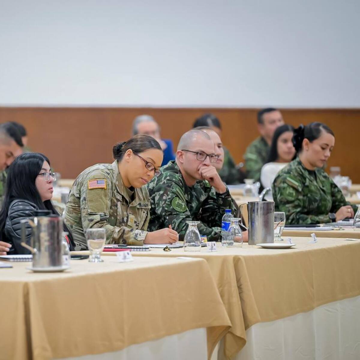 En Bogotá se realiza el V Seminario Internacional de Comunicaciones Estratégicas del Ejército