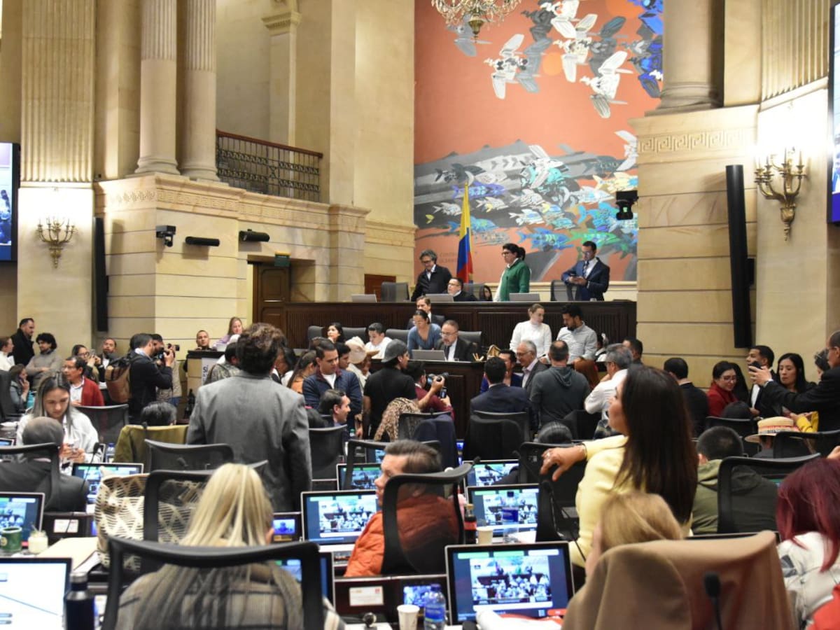 Así votaron los representantes de partidos tradicionales la reforma a la salud de Petro