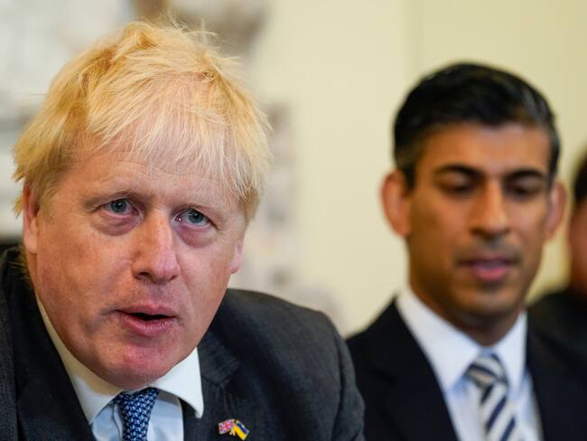 Boris Johnson insiste en enviar a los migrantes a Ruanda pese a las críticas