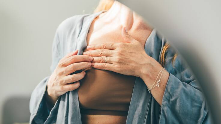 ¿Cuál es el objetivo del autoexamen de mama? Mastólogo despejó dudas