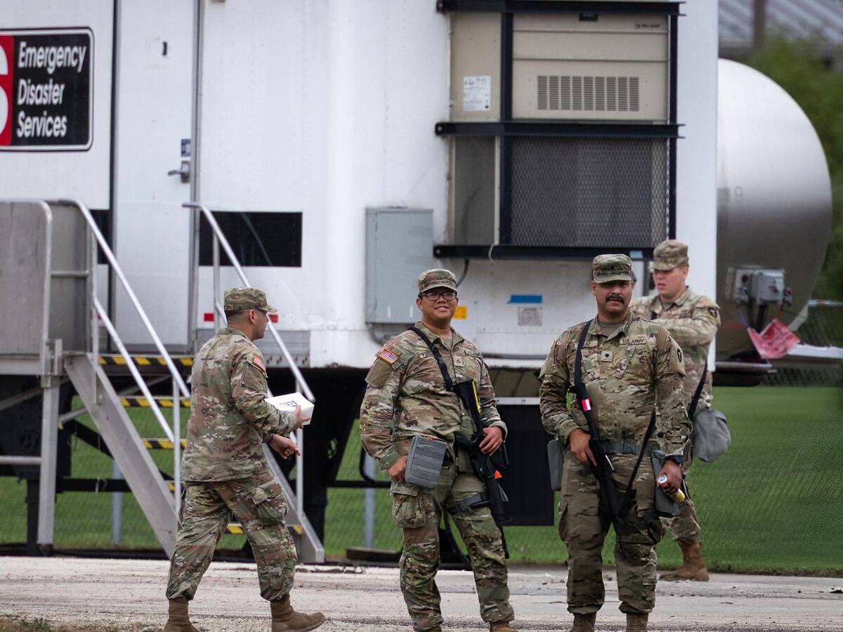 Chicago recibió cerca de 100 soldados de Guardia Nacional por protestas contra redadas migratorias