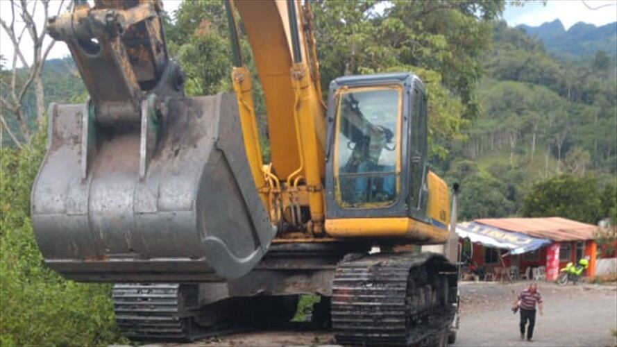 Maquinaria de la Gobernación de Boyacá llega a las zonas afectadas.. Foto: W