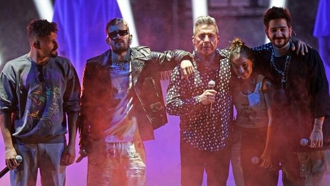 Familia Montaner se presenta en Premio Lo Nuesto, Miami 2021. Foto: Getty Images/Rodrigo Varela