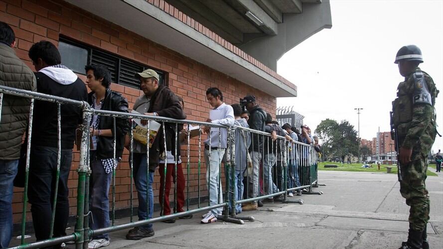Le explicamos los casos en los que un ciudadano puede expedir una tarjeta militar provisional.. Foto: Colprensa