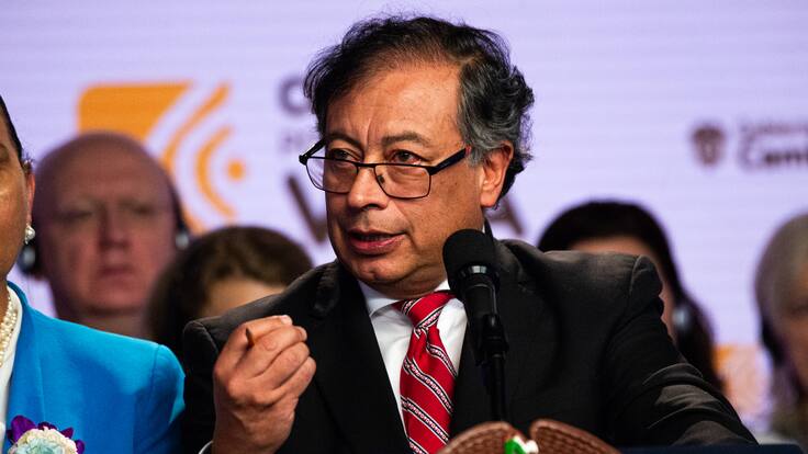 No es sano mantener a personas cuestionadas en el Gobierno: Petro sobre Olmedo López