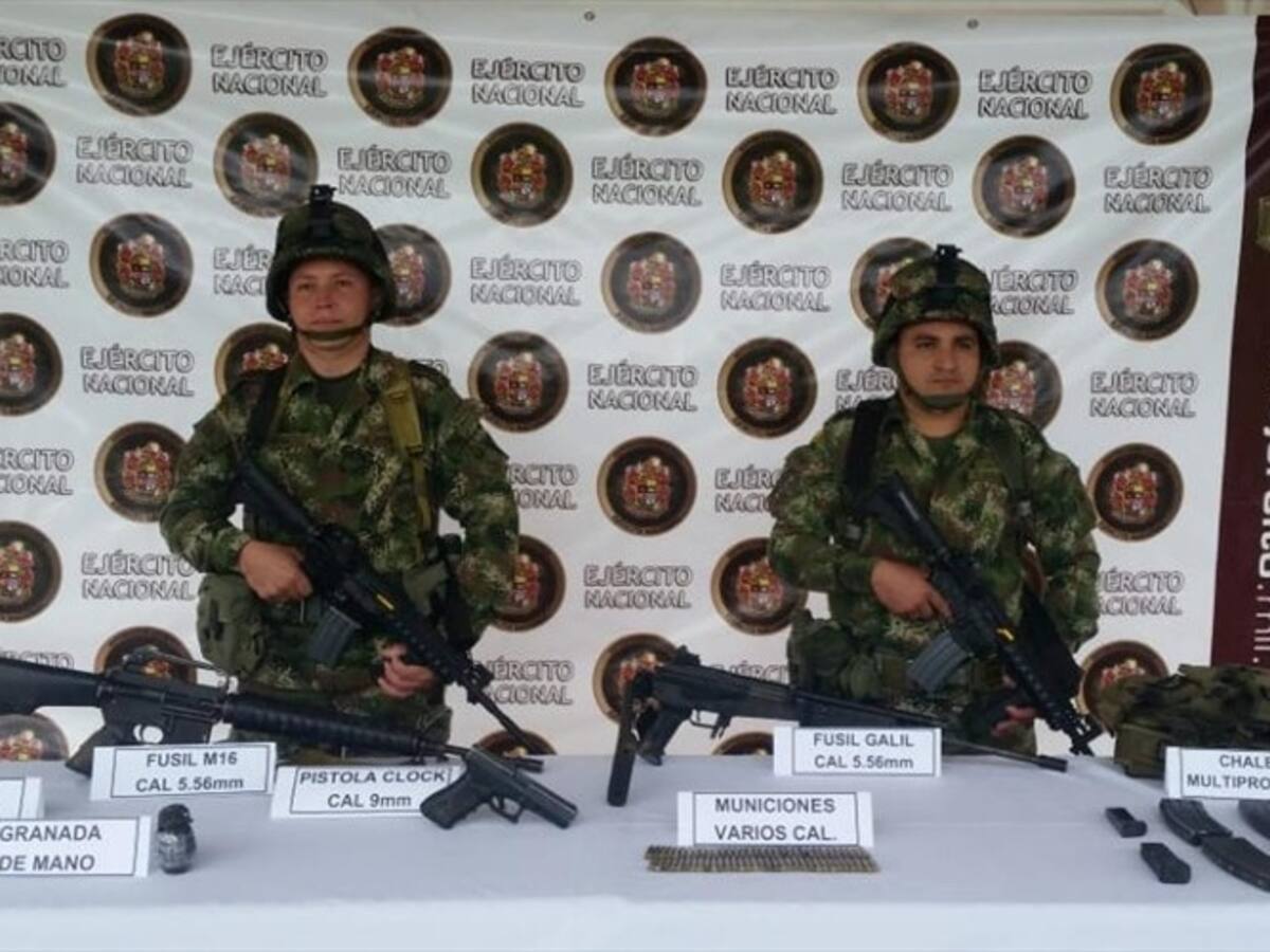 Combates dejan un disidente de las Farc muerto y otro capturado en Cauca