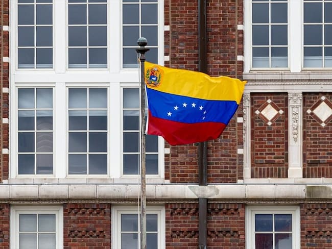 ¿Es factible salir de la crisis de Venezuela a través del diálogo?