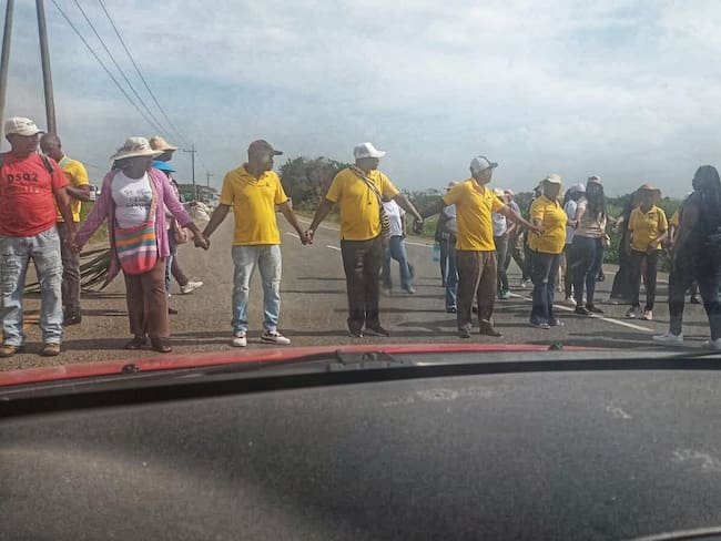 El bloqueo se registra en el municipio de Villa Rica. Crédito: Red de Apoyo Cauca.