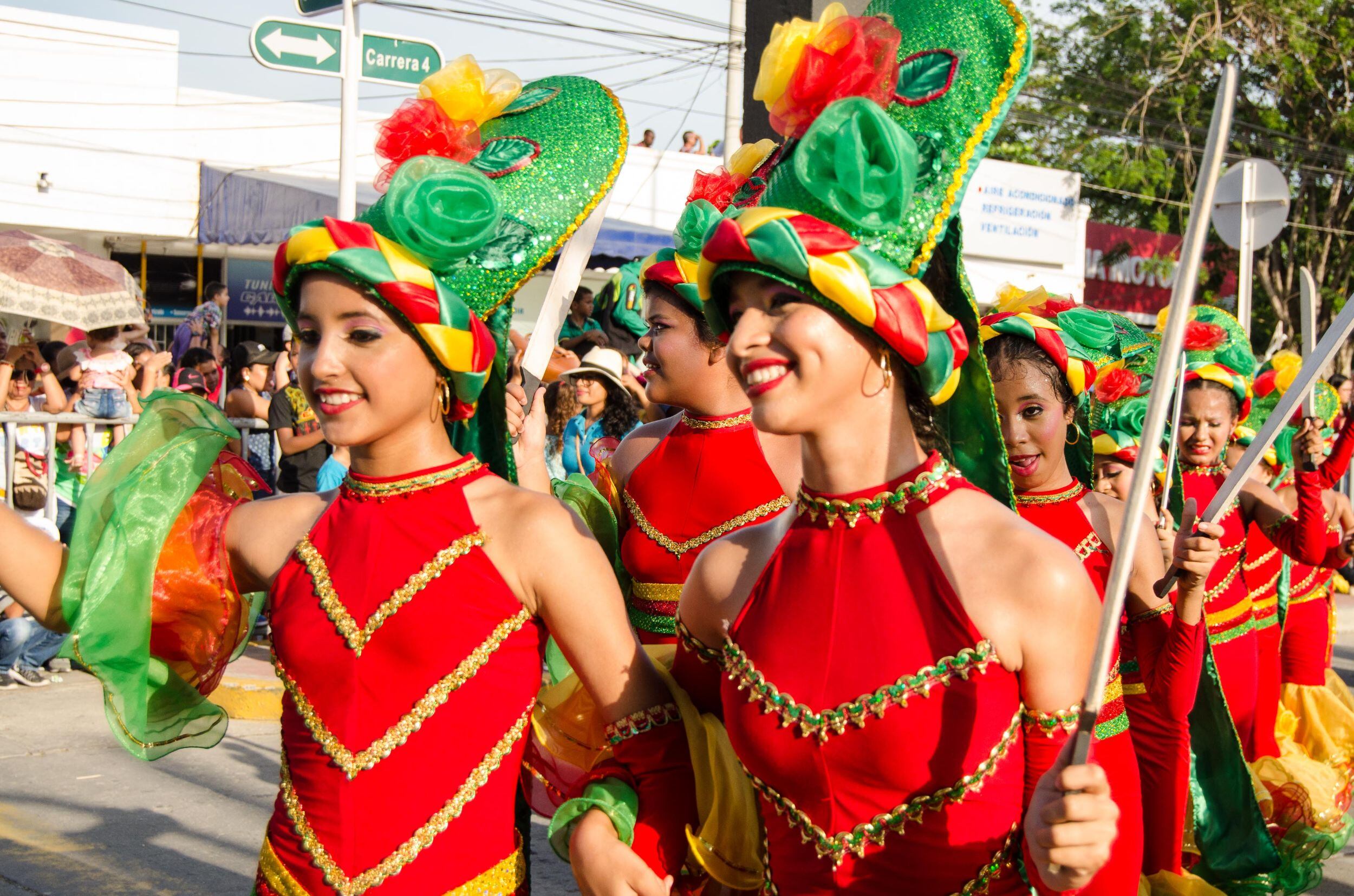 Desfile folclórico / Archivo Alcaldía de Santa Marta.
