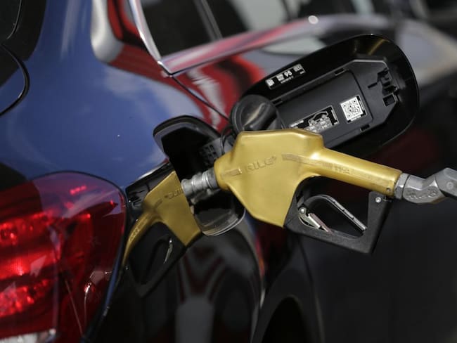 En diciembre volverá a subir la gasolina. Foto: Colprensa