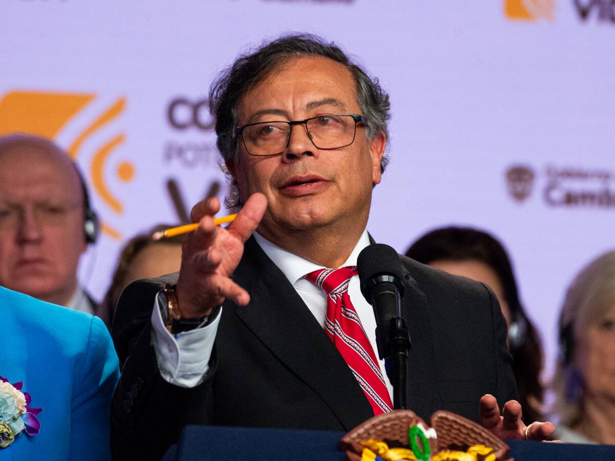 Petro pide activar rutas de seguridad para periodistas de Vorágine