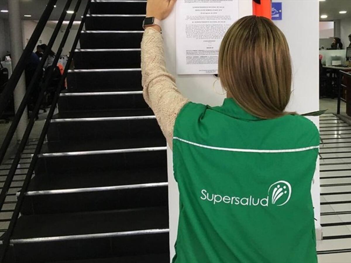 Supersalud ordenó bloquear giro de recursos del sistema de salud a EPS indígena Dusakawi