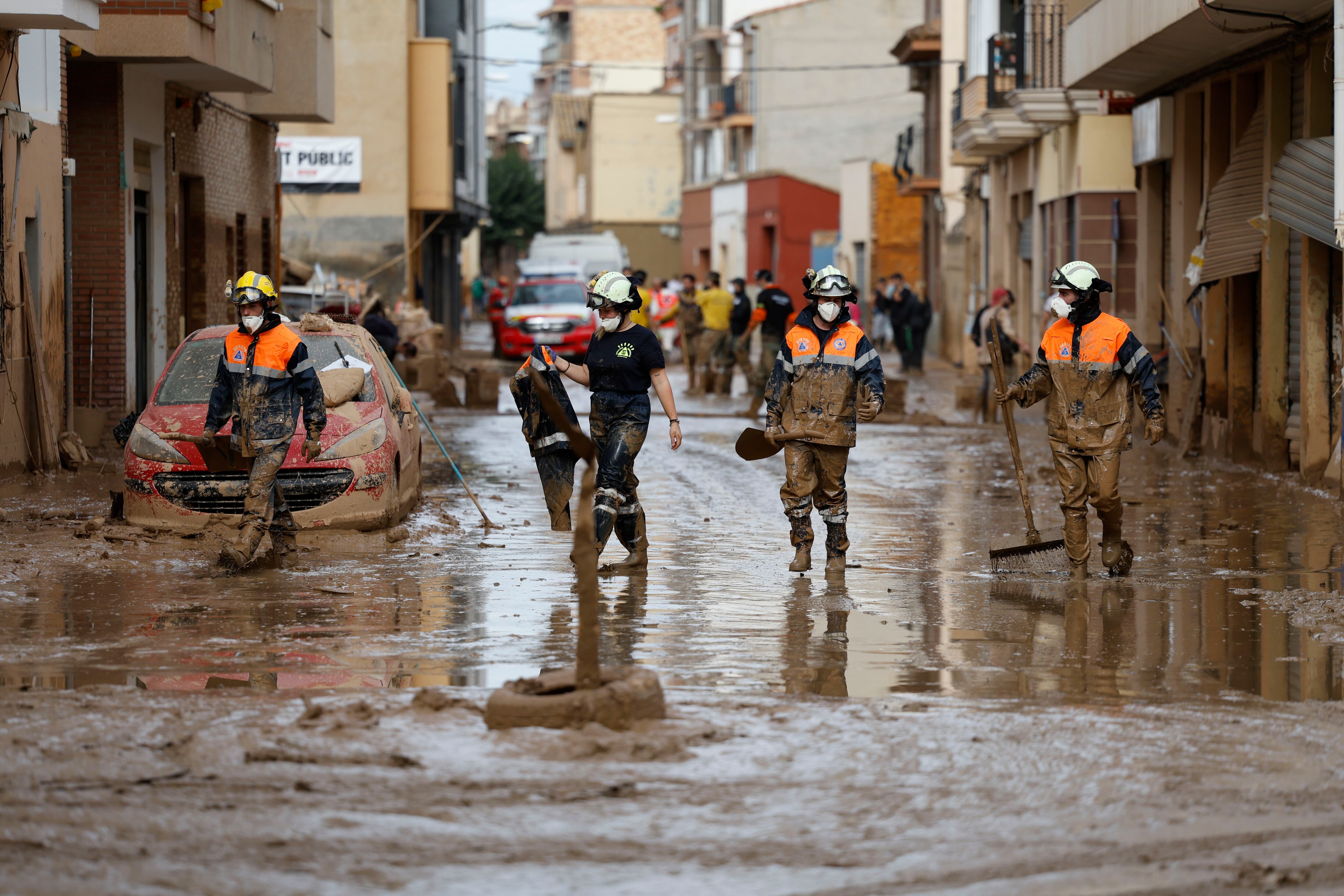 Bomberos en España. Foto: EFE/Jorge Zapata