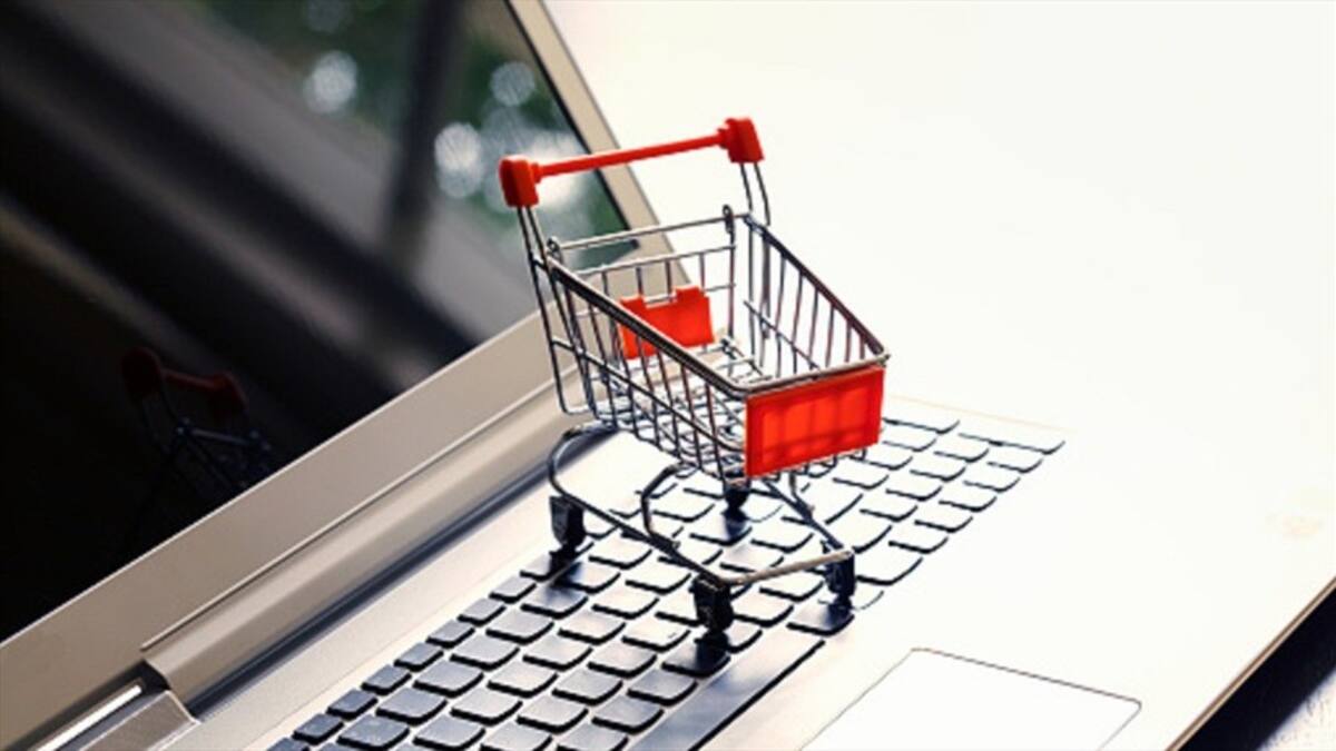 Ley de comercio electrónico: Petro no la sanciona por objeciones de MinComercio