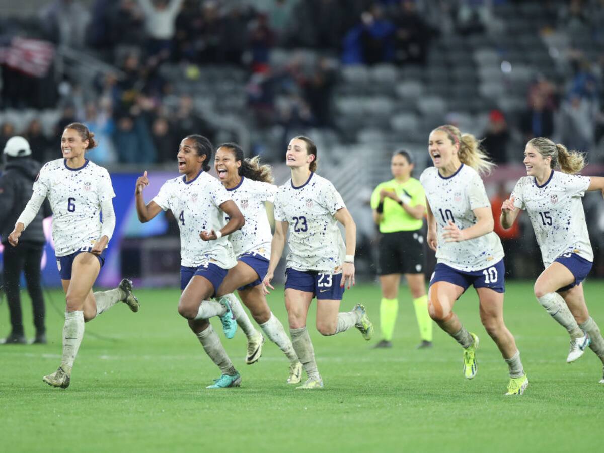 Copa Oro Femenina: Estados Unidos empató 2-2 con Canadá y lo derrotó en penales