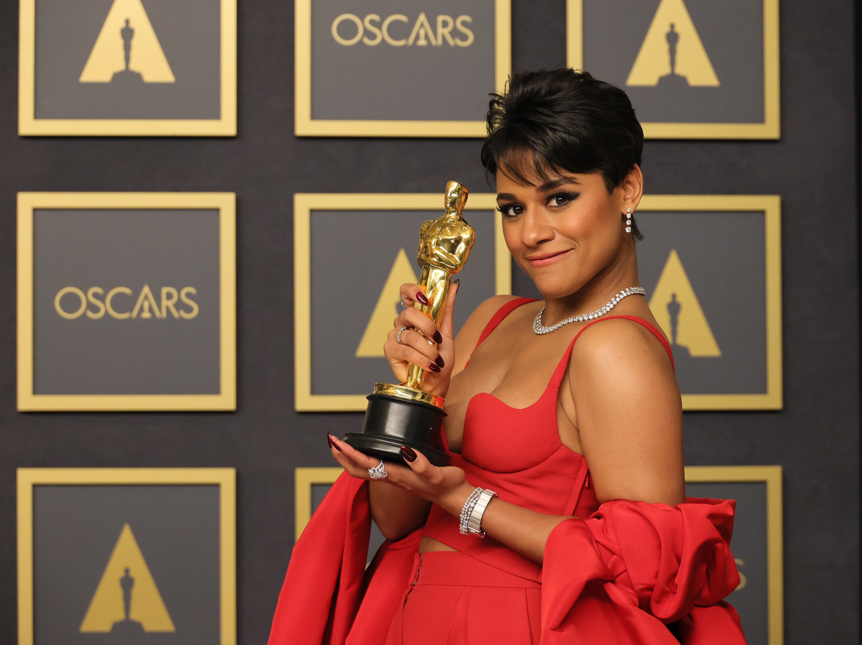 HOLLYWOOD, CALIFORNIA - MARCH 27: Ariana DeBose, winner of the Actress in a Supporting Role award for ‘West Side Story’  poses in the press room during the 94th Annual Academy Awards at Hollywood and Highland on March 27, 2022 in Hollywood, California. (Photo by Mike Coppola/Getty Images)