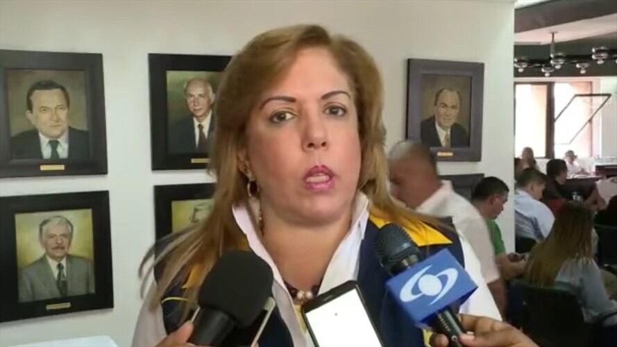 La Gobernadora hizo especial énfasis en el cierre de lugares donde se concentra la población adulta mayor y los centros de acondicionamiento físico. Foto: Cortesía