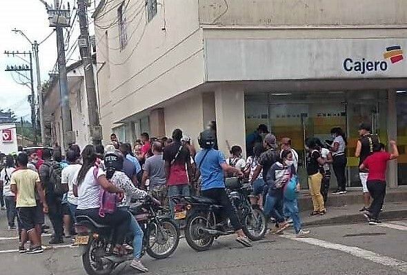 El cuadrante de la Policía evitó el hurto en el sector bancario. Crédito: Alcaldía Santander de Quilichao.