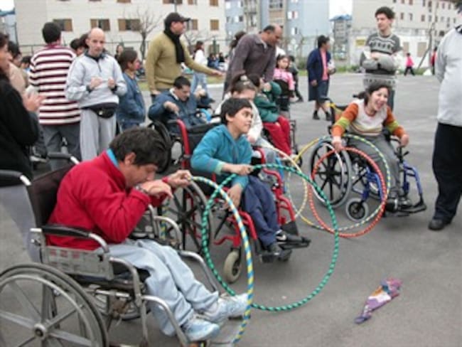 Personas discapacitadas se beneficiarían del convenio entre Ecuador y Colombia