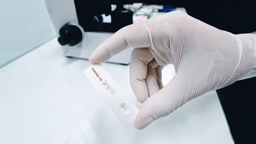 China afirmó el mes pasado que los test de diagnóstico anales son más eficaces que los nasales.. Foto: Getty Images