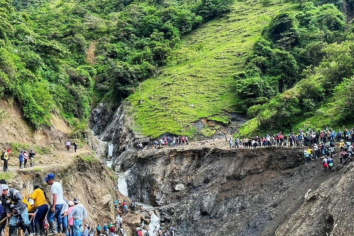 La emergencia mantiene incomunicadas a más de 30 mil personas en el sur del Cauca. | Crédito: Resguardo Ríoblanco Sotará.